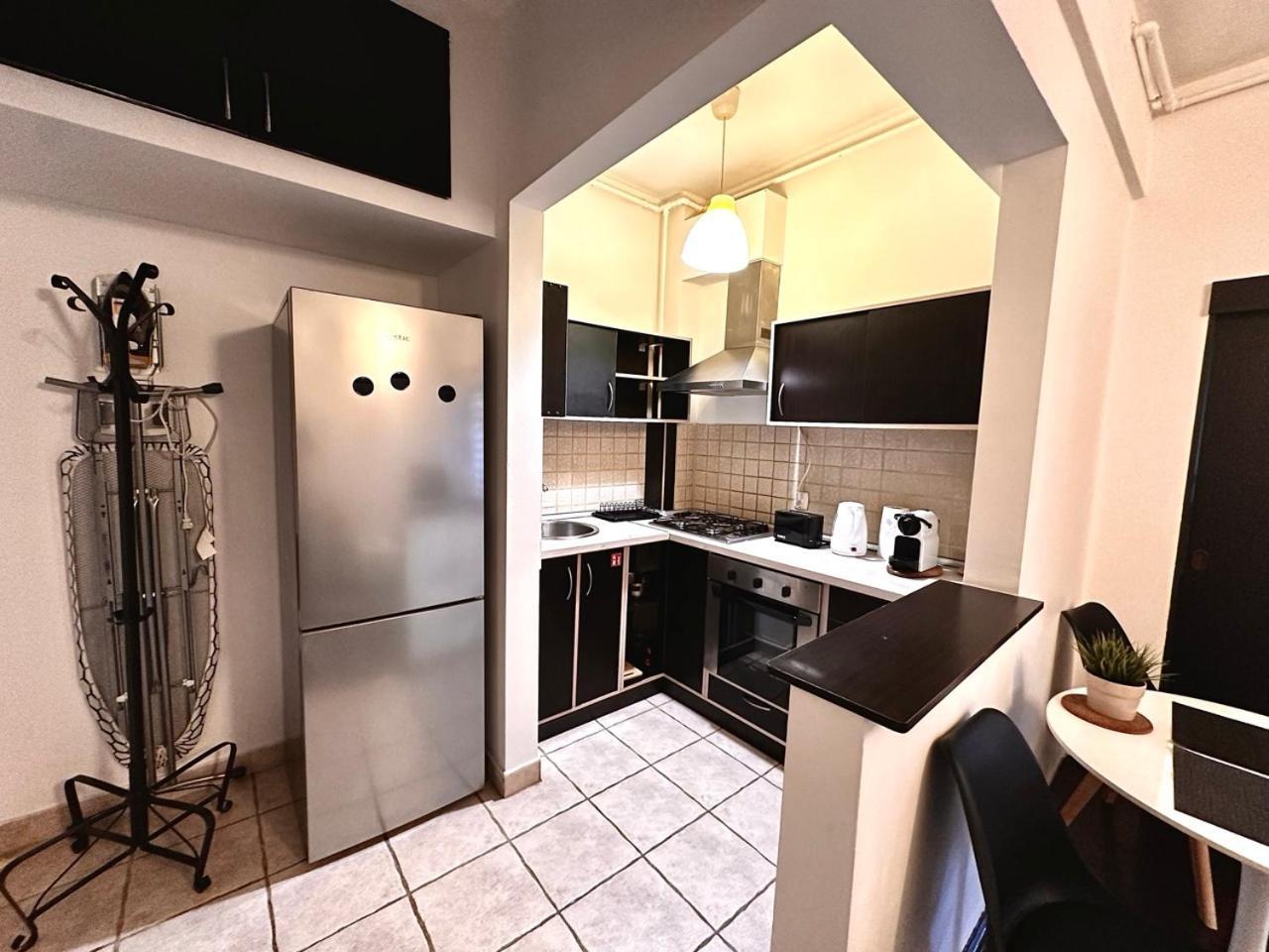 Conta Apartment Bukarest Kültér fotó